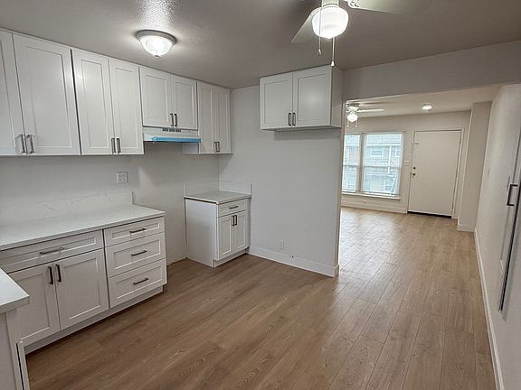 2nd image of 3563 Beechwood Ave APT M