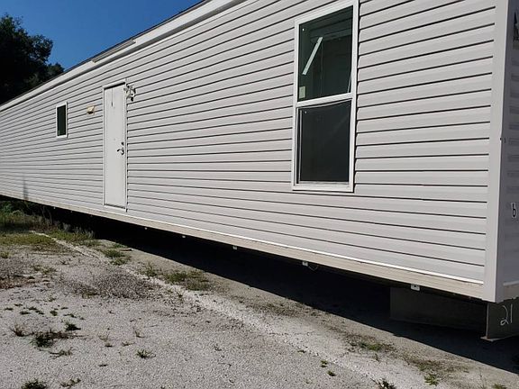 2nd image of 16044 Us Highway 301