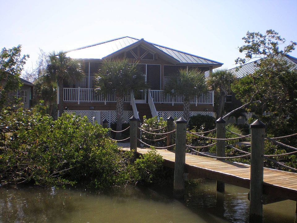 1st image of 305 N Storter #308