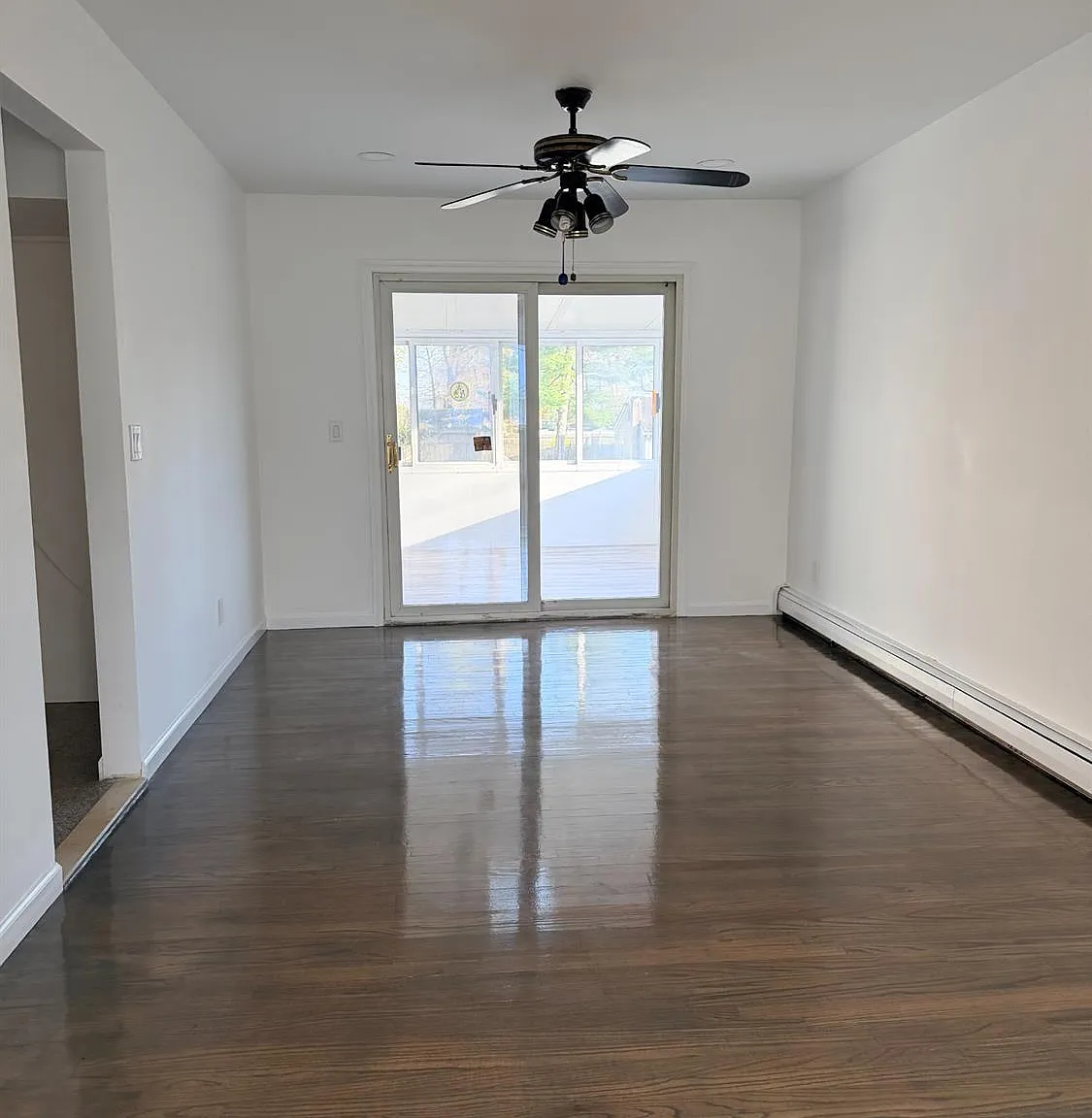 4 bed, 2.0 bath, $4,200 — Photo 3