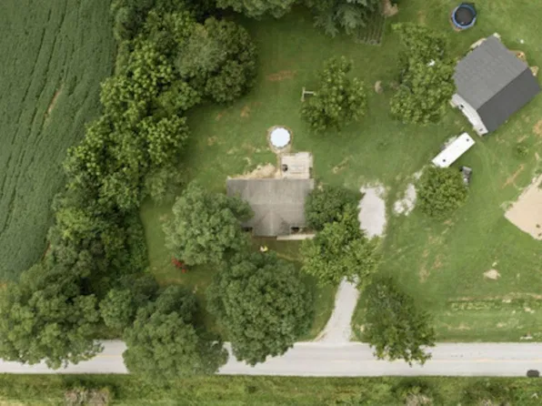 1288 New Grove Rd, Smiths Grove, KY 42171