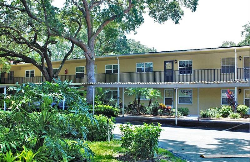 1st image of 820 Patricia Ave APT 209