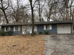 714 Crestland Dr, Ballwin, MO