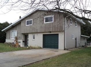 2819 34th St, Two Rivers, WI 54241