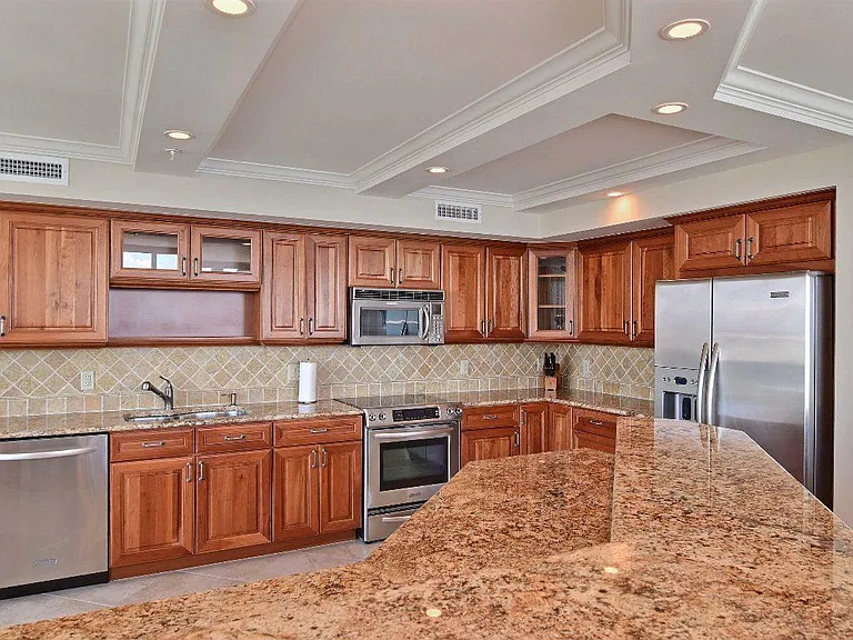3554 Ocean Drive 703S #604N — Photo 7