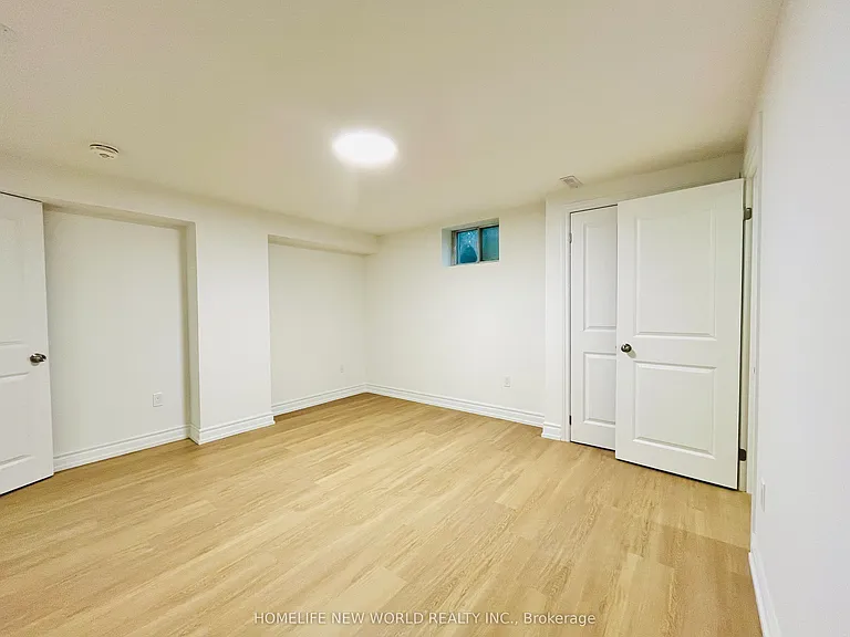 127 Highgate Ave #BASEMENT — Photo 18