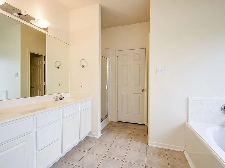 6323 Haddock Ct — Photo 11