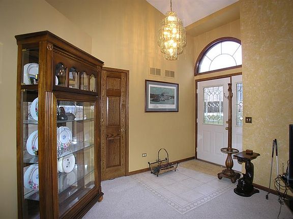 2nd image of 5 Long Cove Dr