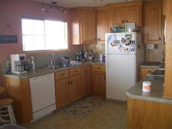 114 Breaker Dr, Cameron, LA 70631