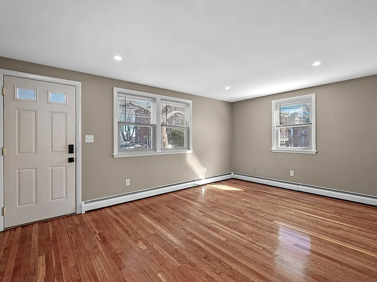 50 Harbor St #50 — Photo 10