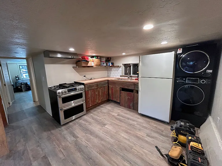 1580 Washoe Way #B — Photo 6
