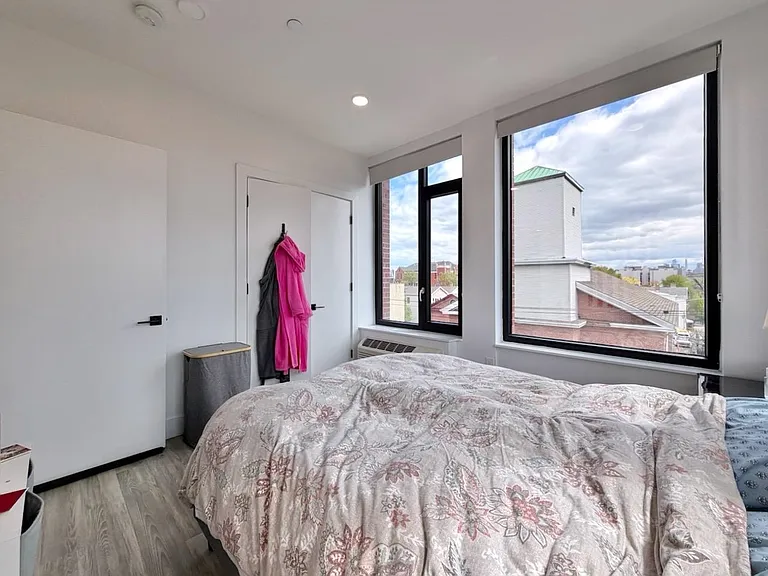 327 Communipaw Ave #403 — Photo 10