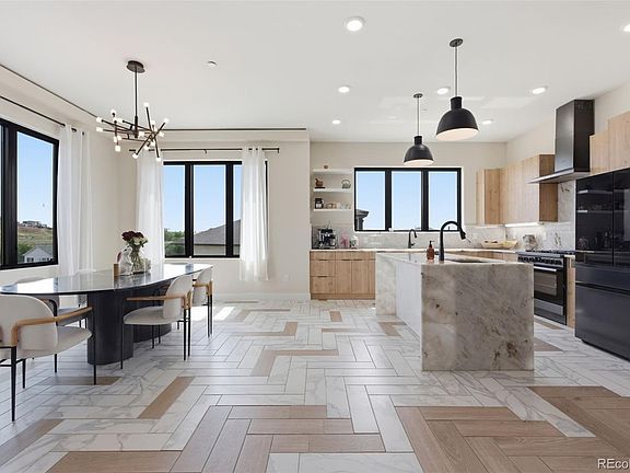 4th image of 10291 E 142nd Avenue