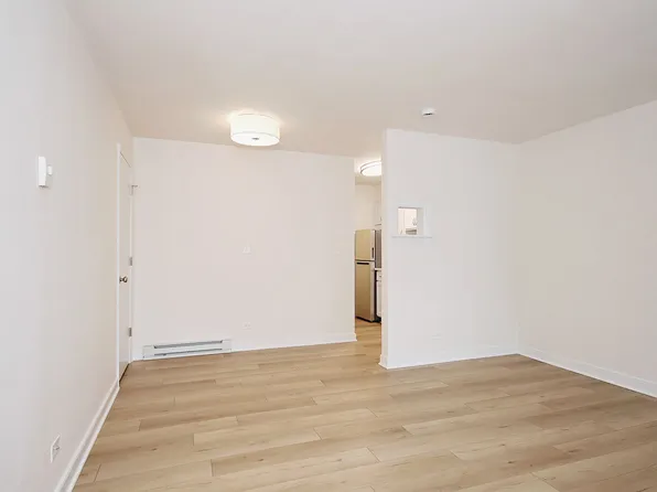 2114 Ivy Rd #10, Charlottesville, VA 22903