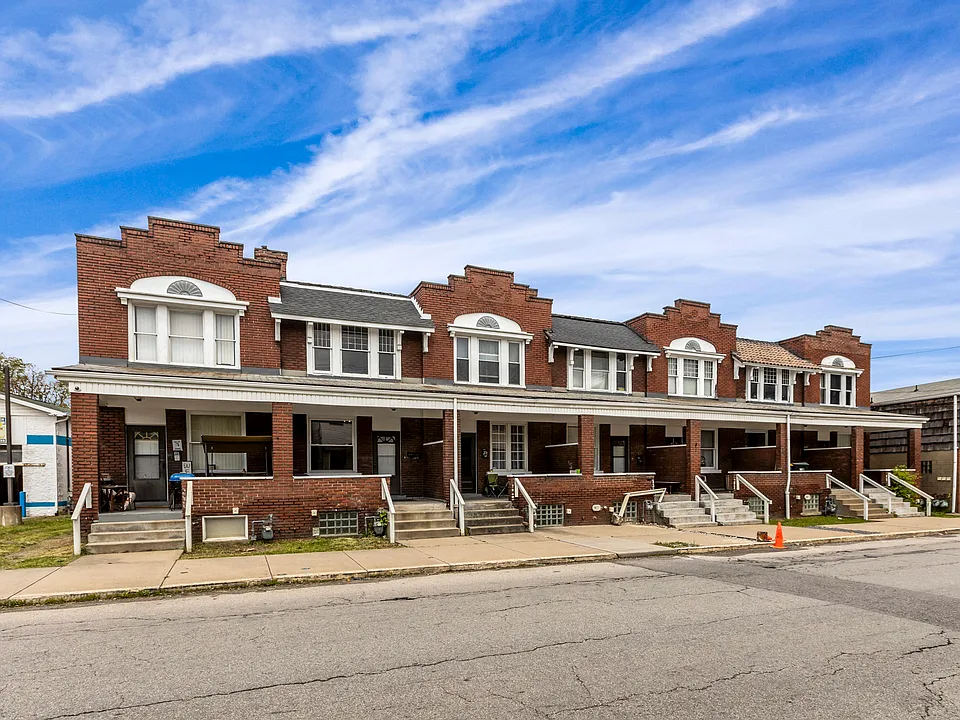 1112 1/2 Chartiers Ave #1112-1/2