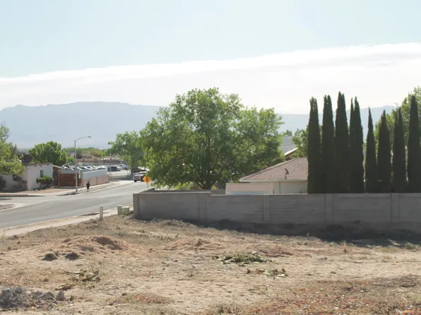 6624 Mojave St NW, Albuquerque, NM 87120