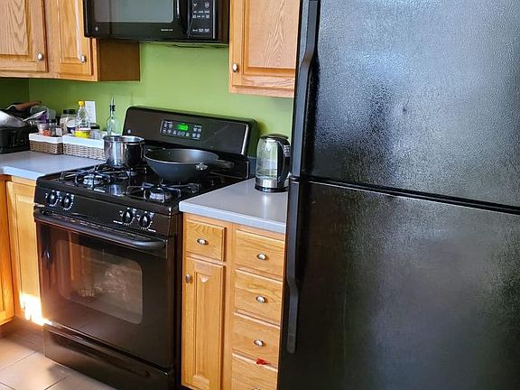4th image of 21191 McFadden Sq Unit 405