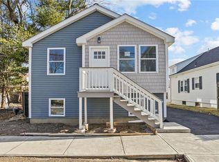 53 Rowan St, Providence, RI 02908