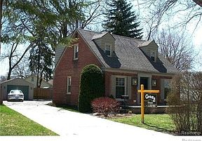 1st image of 25133 Keeler St