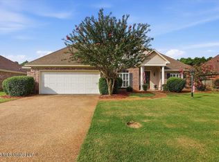 324 Concord Dr, Clinton, MS 39056