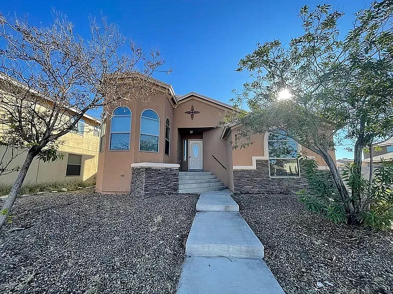 4016 Hueco Valley Dr