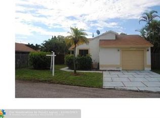10920 SW 10th St, Hollywood, FL 33025