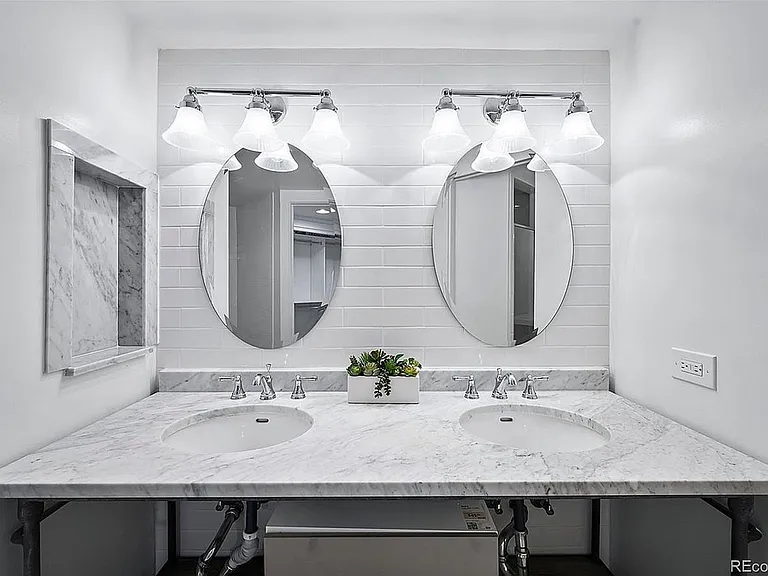 350 Detroit St #303 — Photo 19