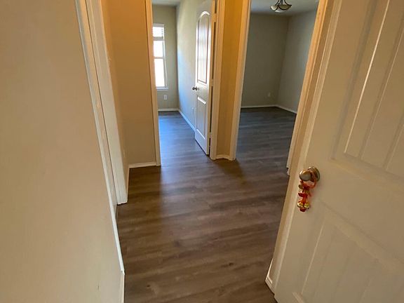 4th image of 128 Park Ave
