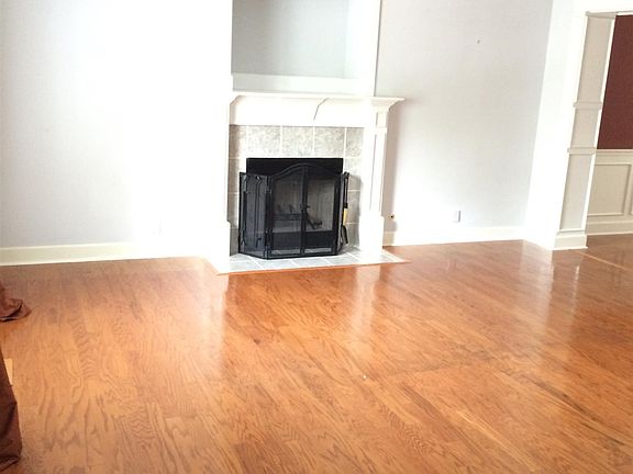 3rd image of 4113 Olivet Dr