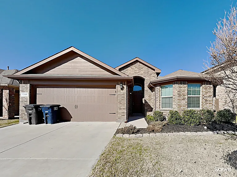 7948 Mosspark Ln — Photo 1