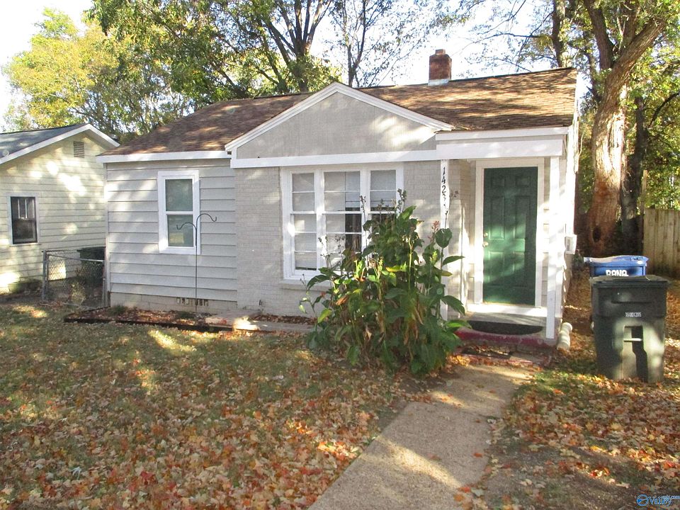 1st image of 1423 Stevens Ave NE