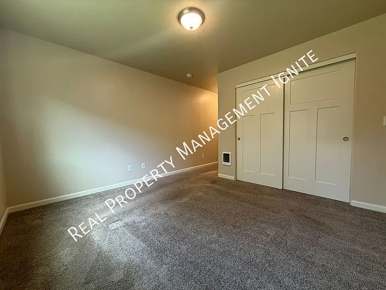64625 Wood Ave — Photo 6