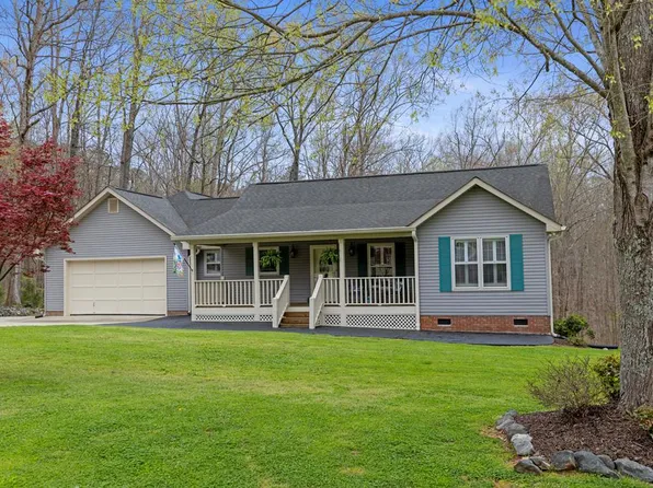 106 Broken Ridge Ct, Greenwood, SC 29646