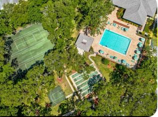 3300 Fox Chase Cir N APT 229, Palm Harbor, FL 34683