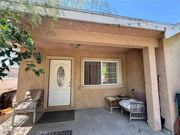 11322 Covello St, Sun Valley, CA 91352