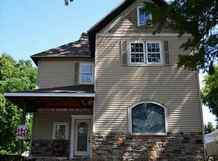 1137 Clinton Ave, Des Moines, IA 50313