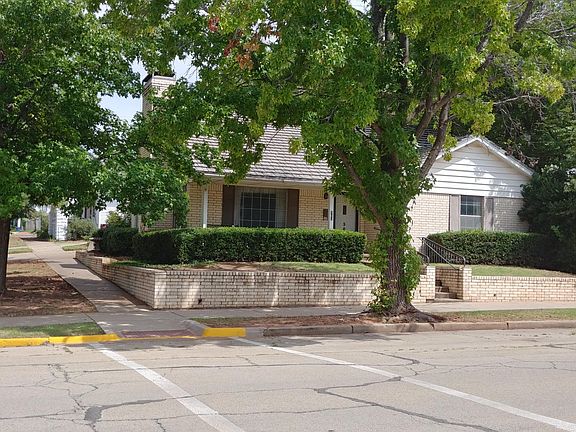2nd image of 502 E Oklahoma Ave