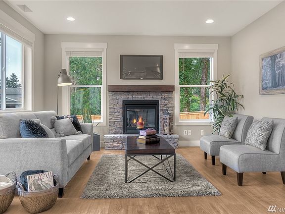 4th image of 1613 98th Av Ct E