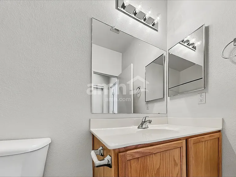 5839 E Nathan St — Photo 13