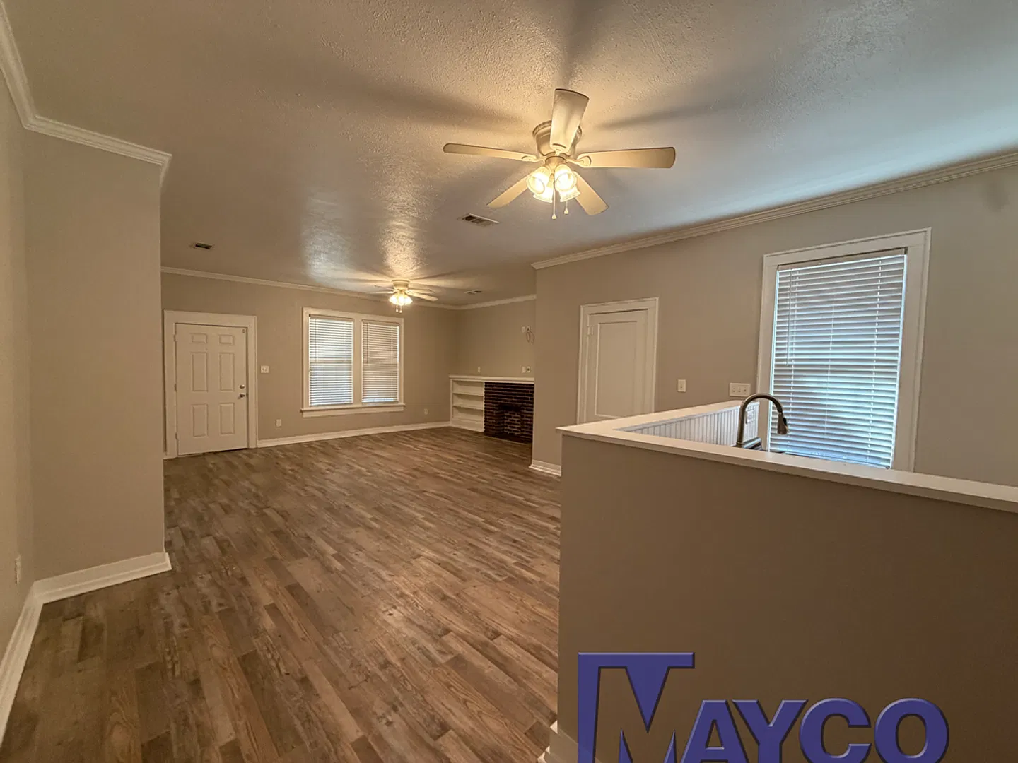 3 bedroom 2 bath in Highland neighborhood, Totally Renovated! — Photo 4
