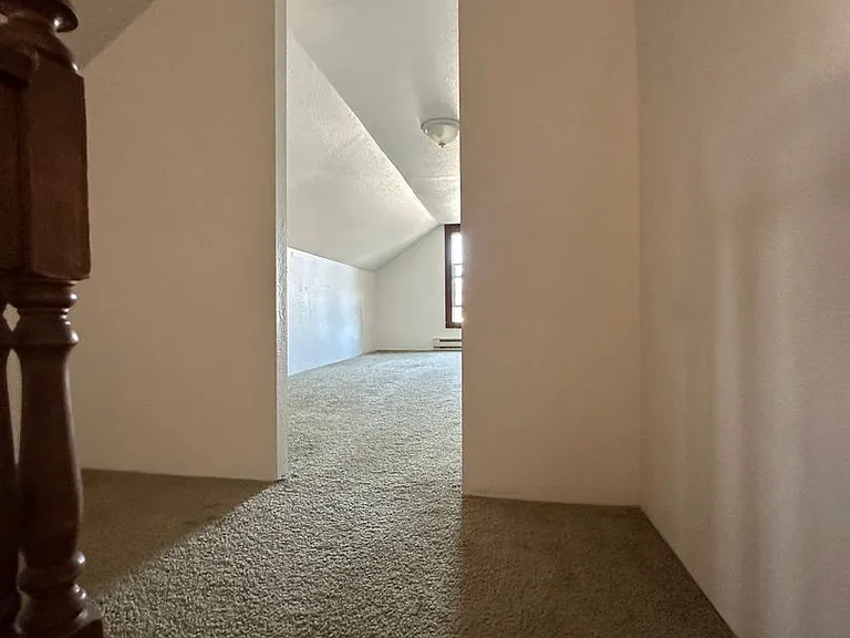 645 N McGuire Rd — Photo 24