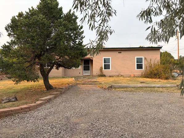 38C Los Tapias Ln, Santa Fe, NM 87508