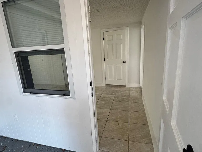 212 Dennis Ave — Photo 6