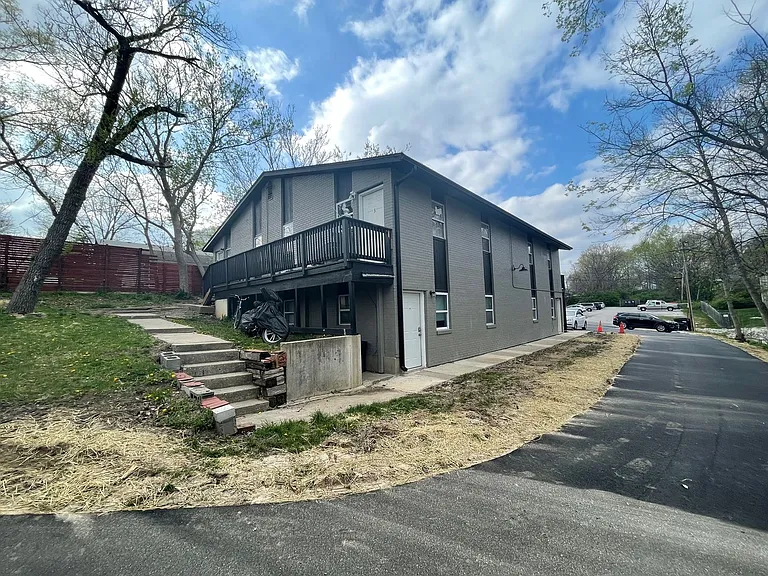 1612 Richardson St #1 — Photo 10