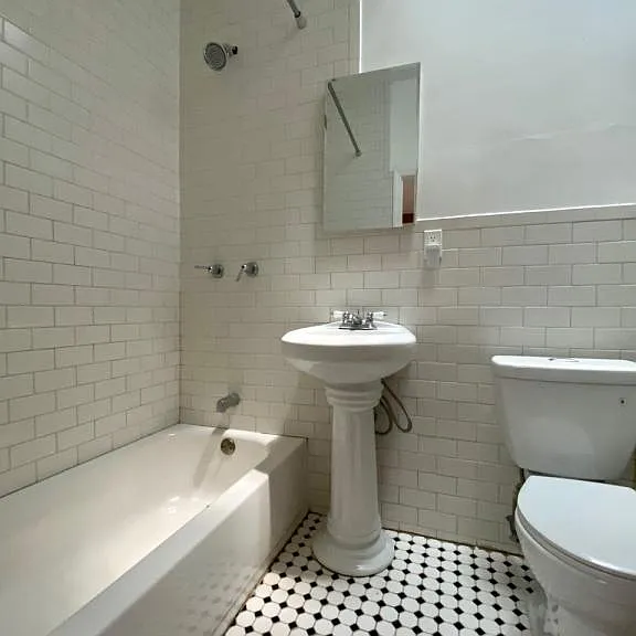1522 Bergen St #3 — Photo 18