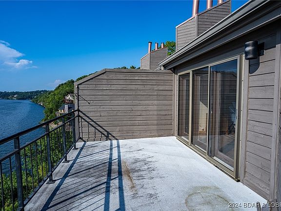 4th image of 4461 Hamrock Ln ## 631