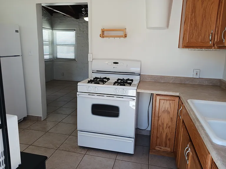 Mesquite Springs Rd — Photo 10