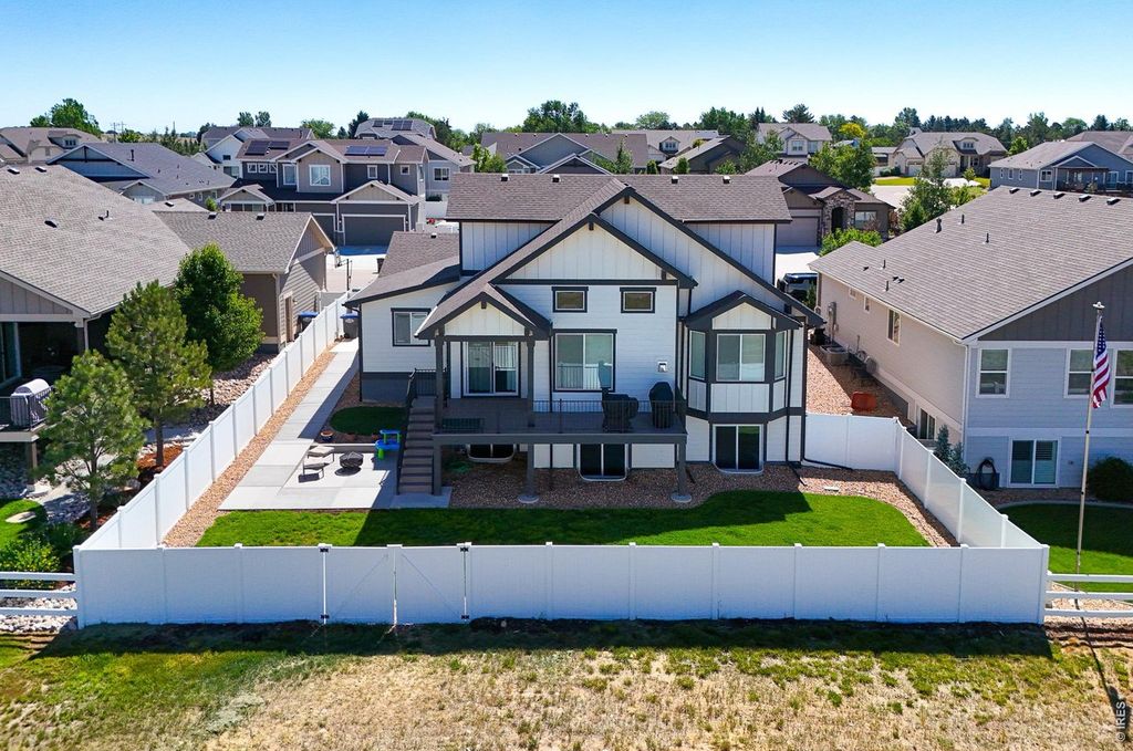 6040 Maidenhead Dr