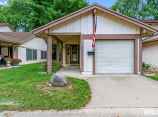 12 Oakbend Ct, Springfield, IL 62704