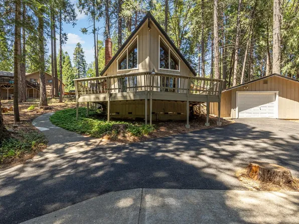 3265 Hazel St, Pollock Pines, CA 95726